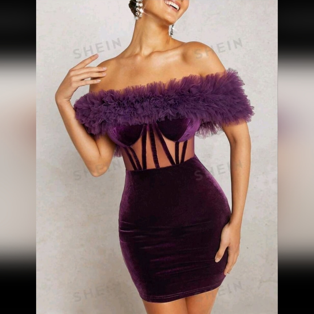 Purple velvet dress 💜